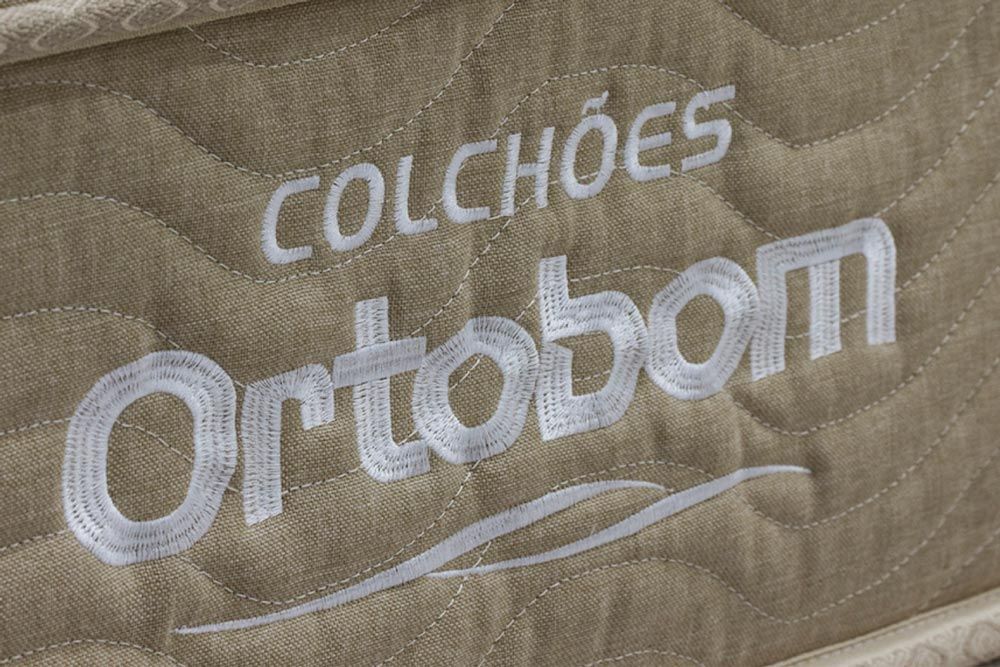 Cama Box Baú CRC +Colchão D33 Viscomemory Ortobom