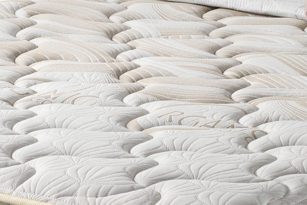 Cama Box : Colchão Molas Ensacadas Anjos Confiance New + Base CRC Suede Clean 
