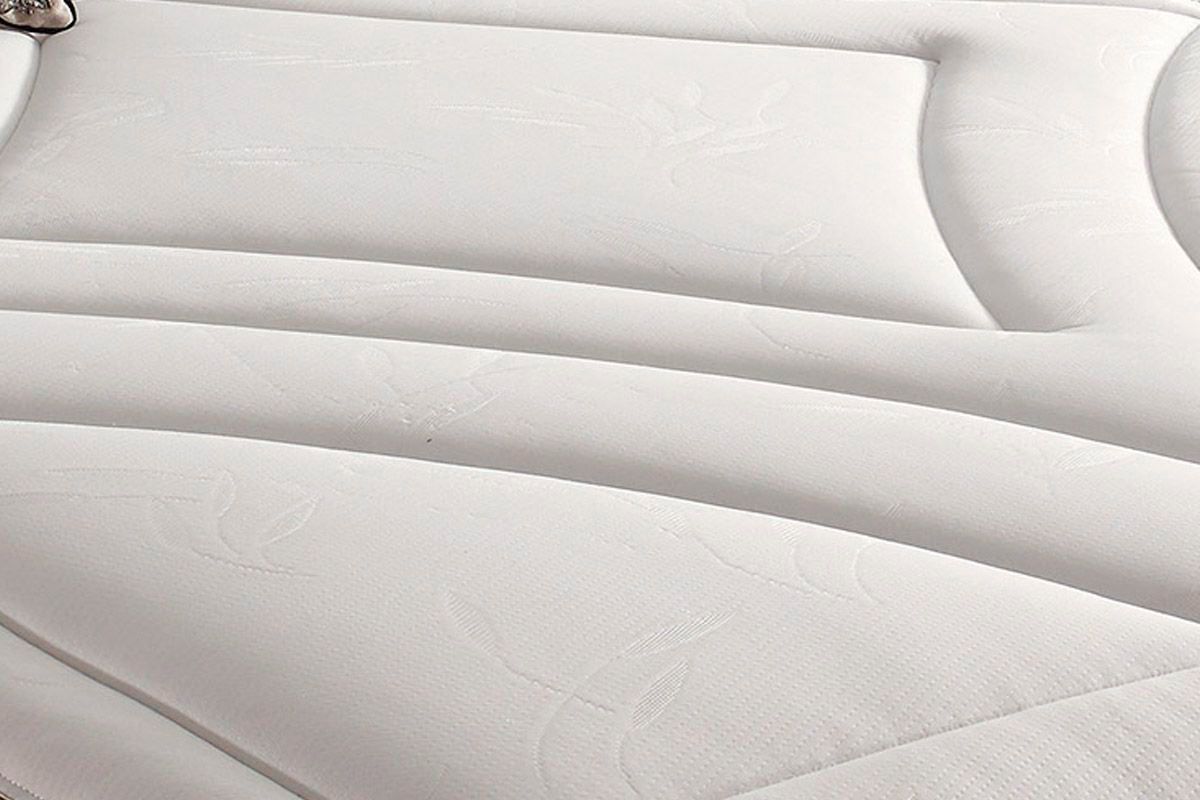 Cama Box Casal + Colchão American Herval + Guarda Roupa Master 8.6