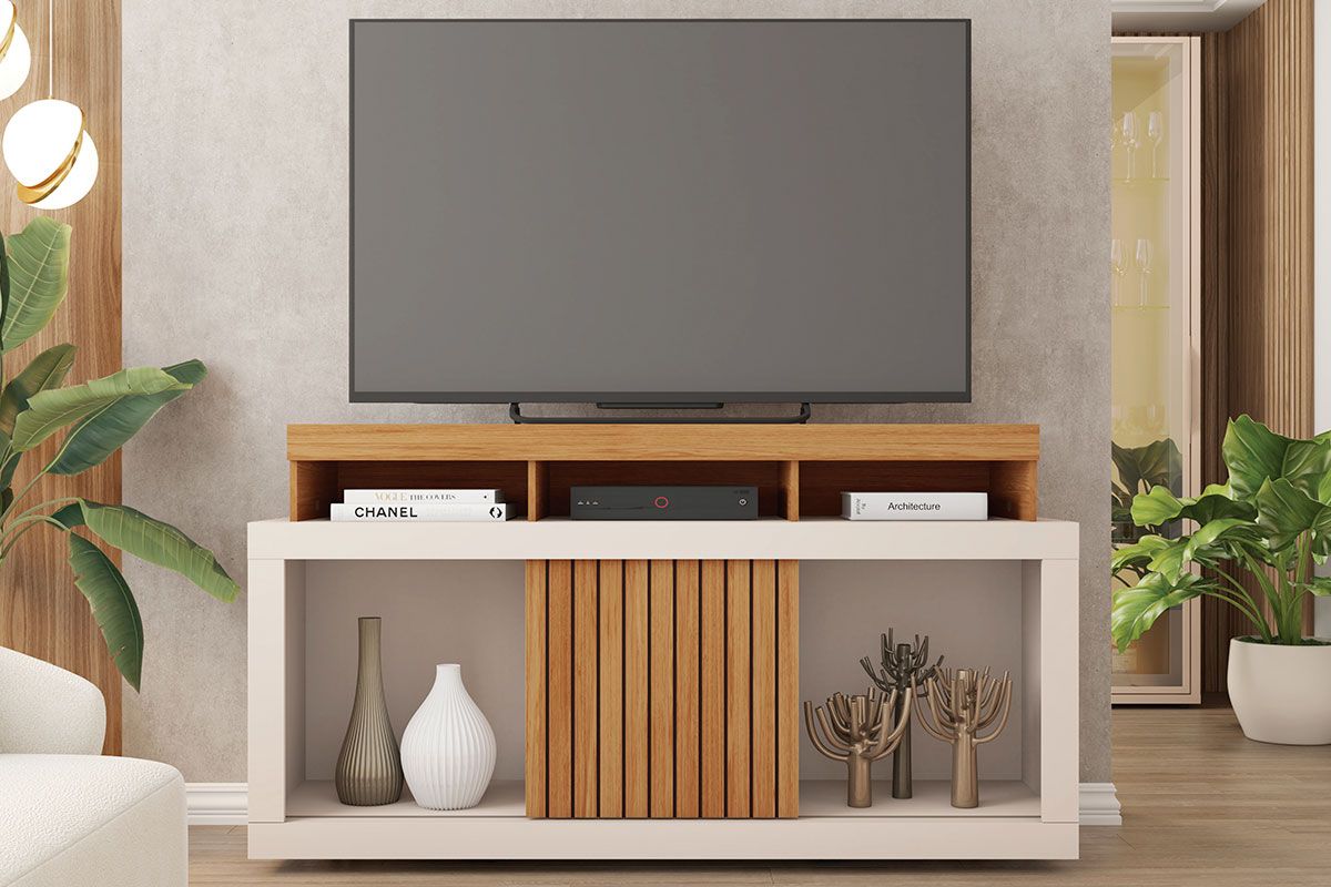 Rack Bancada p/ TV até 55 Pol Dragon c/Nicho e Rodízios 136cm CaemmunFreijo/Off White Rack Bancada p/ TV até 55 Pol Dragon c/Nicho e Rodízios 136cm CaemmunFreijo/Off White