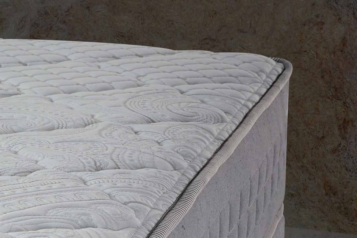 Colchão Molas Ensacadas Anjos Robust Flex